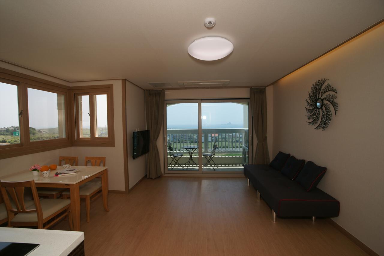 Jeju The Ocean Hill Pension Seogwipo Luaran gambar