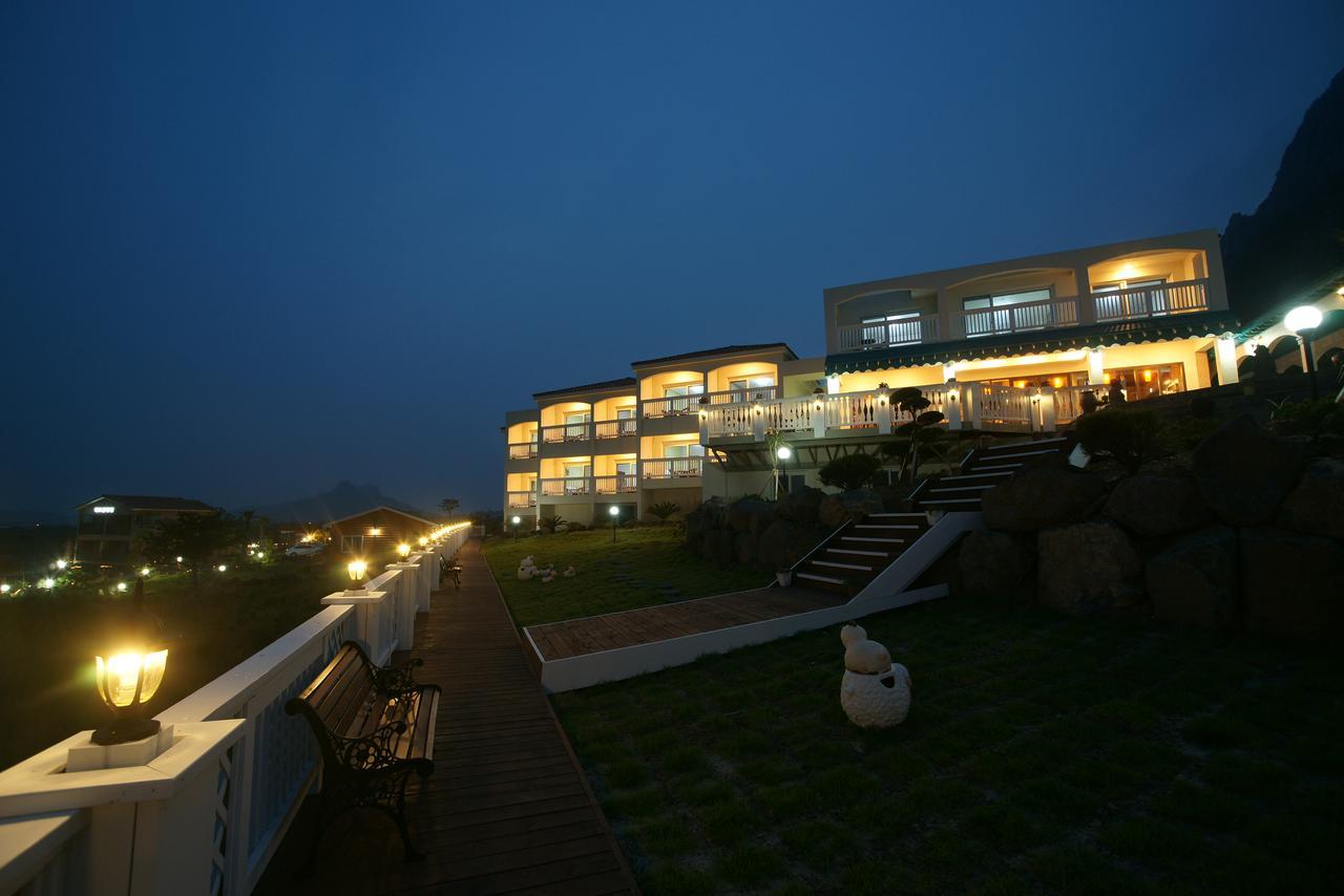 Jeju The Ocean Hill Pension Seogwipo Luaran gambar