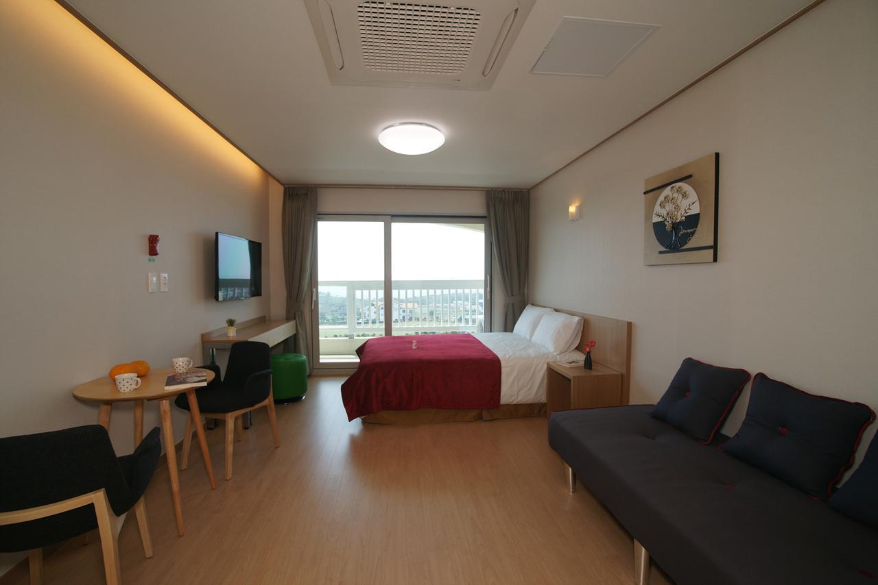 Jeju The Ocean Hill Pension Seogwipo Luaran gambar